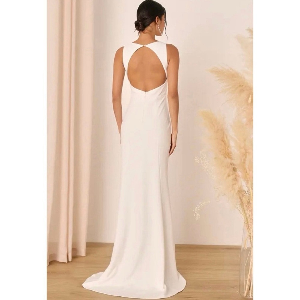 Lulu's Classic White Wedding Dress - Picture 2 of 2